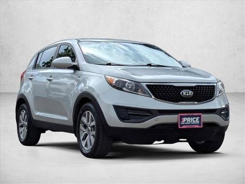 Bright Silver 2016 Kia Sportage LX