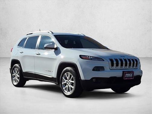 Bright White Clearcoat 2016 Jeep Cherokee Latitude