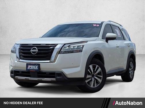 Pearl White Tricoat 2023 Nissan Pathfinder SL 4WD