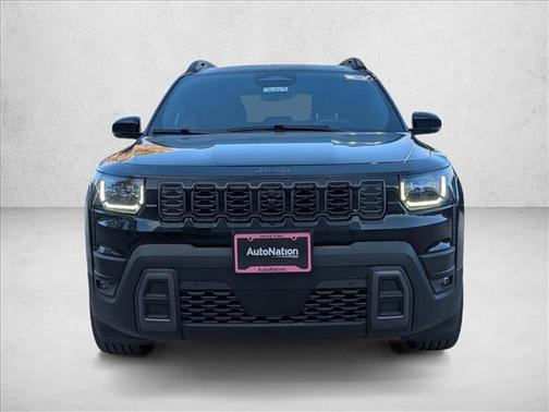 Diamond Black Crystal Pearlcoat 2026 Jeep Cherokee Overland