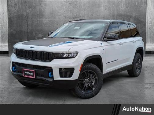 2025 Jeep Grand Cherokee 4xe Trailhawk