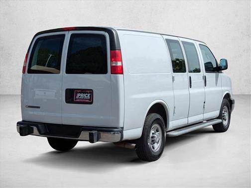 Summit White 2020 Chevrolet Express 2500 LT