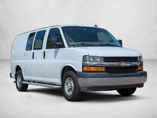 Summit White 2020 Chevrolet Express 2500 LT