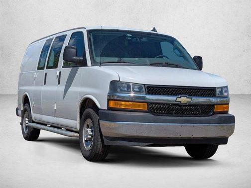 Summit White 2020 Chevrolet Express 2500 LT