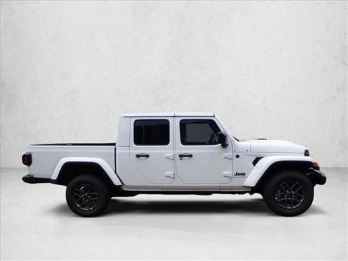 2025 Jeep Gladiator Sport S