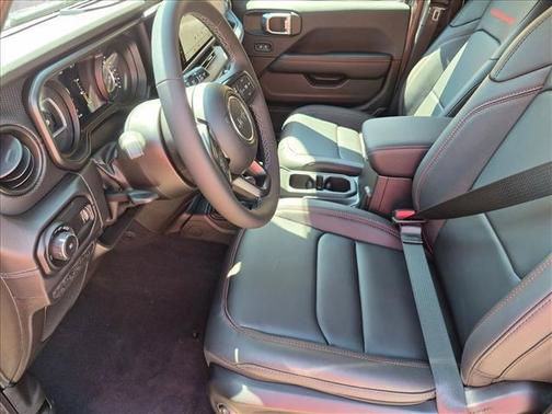 Granite Crystal Metallic Clearcoat 2026 Jeep Wrangler Rubicon