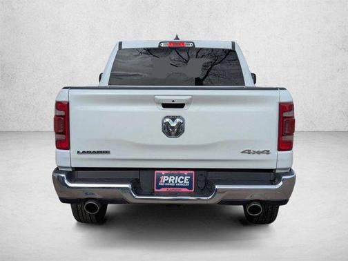 Bright White Clearcoat 2024 RAM 1500 Laramie