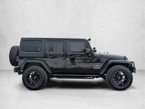 Black Clearcoat 2016 Jeep Wrangler Unlimited Sahara