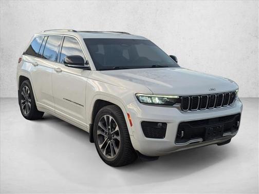 2022 Jeep Grand Cherokee Overland