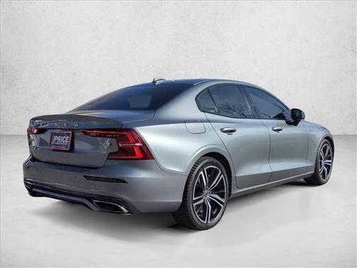 2020 Volvo S60 T6 R-Design