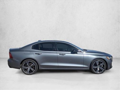 2020 Volvo S60 T6 R-Design