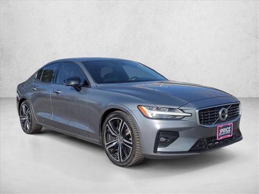 2020 Volvo S60 T6 R-Design