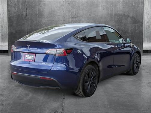 2024 Tesla Model Y Long Range Dual Motor All-Wheel Drive