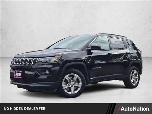 Diamond Black Crystal Pearlcoat 2024 Jeep Compass Latitude