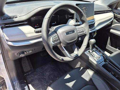 Bright White Clearcoat 2026 Jeep Compass Limited
