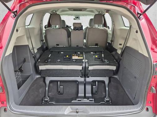 Ruby Flare Pearl 2022 Toyota Sienna LE