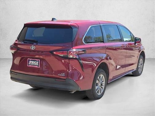 Ruby Flare Pearl 2022 Toyota Sienna LE