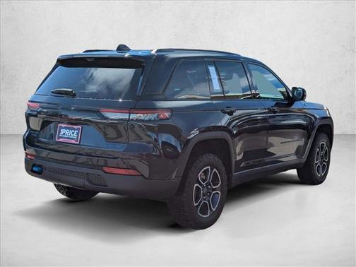 2023 Jeep Grand Cherokee 4xe Trailhawk