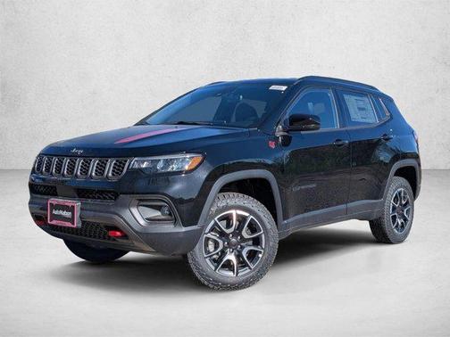Diamond Black Crystal Pearlcoat 2026 Jeep Compass Trailhawk