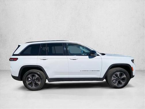 2022 Jeep Grand Cherokee 4xe Base