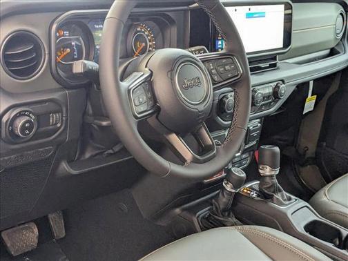 2026 Jeep Gladiator Mojave 4x4