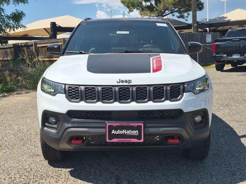 Bright White Clearcoat 2026 Jeep Compass Trailhawk