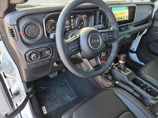 Bright White Clearcoat 2026 Jeep Gladiator Rubicon