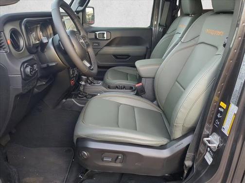 2025 Jeep Gladiator Mojave 4x4