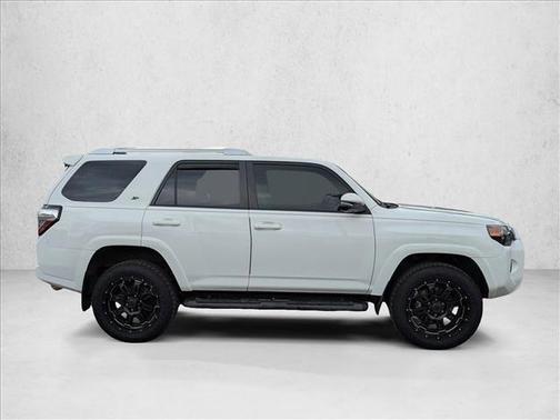 Super White 2017 Toyota 4Runner SR5 Premium