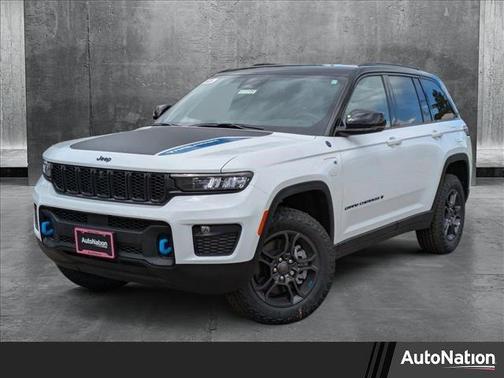 2025 Jeep Grand Cherokee 4xe Trailhawk