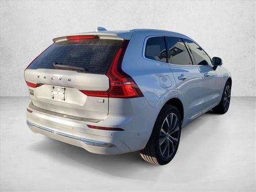 2022 Volvo XC60 Recharge Plug-In Hybrid T8 Inscription Expression