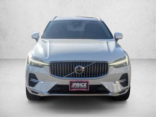 2022 Volvo XC60 Recharge Plug-In Hybrid T8 Inscription Expression
