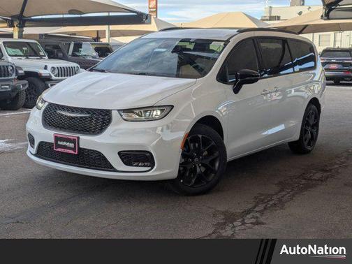 2026 Chrysler Pacifica L