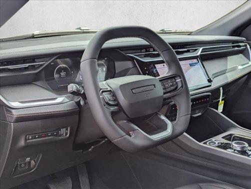 Diamond Black Crystal Pearlcoat 2026 Jeep Cherokee Overland