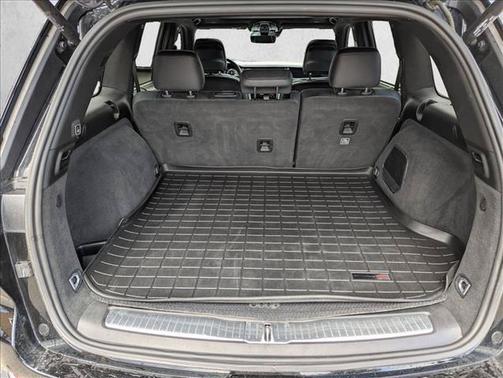 Diamond Black Crystal Pearlcoat 2022 Jeep Grand Cherokee Summit