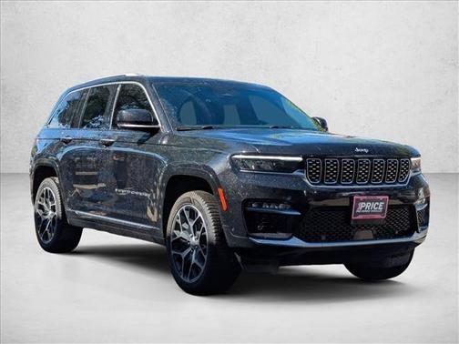 Diamond Black Crystal Pearlcoat 2022 Jeep Grand Cherokee Summit