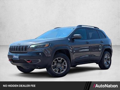 Granite Crystal Metallic Clearcoat 2019 Jeep Cherokee Trailhawk