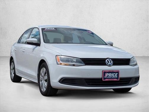 White 2012 Volkswagen Jetta SE