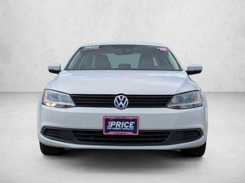 Candy White 2012 Volkswagen Jetta SE