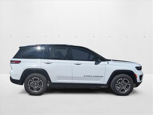 2023 Jeep Grand Cherokee 4xe Trailhawk