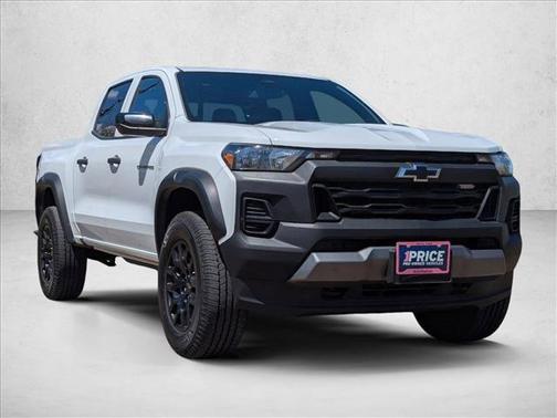 Summit White 2024 Chevrolet Colorado Trail Boss