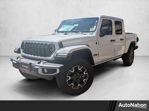Bright White Clearcoat 2026 Jeep Gladiator Sahara 4x4
