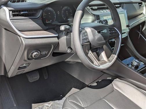 Copper Shino Metallic Clearcoat 2026 Jeep Grand Cherokee L Limited