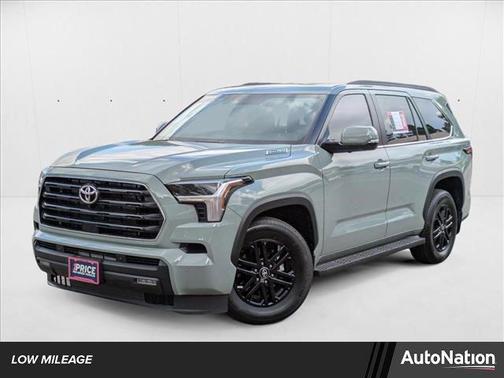 2025 Toyota Sequoia SR5