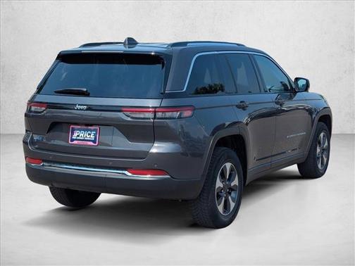 Baltic Gray Metallic Clearcoat 2023 Jeep Grand Cherokee 4xe Base