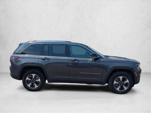 Baltic Gray Metallic Clearcoat 2023 Jeep Grand Cherokee 4xe Base