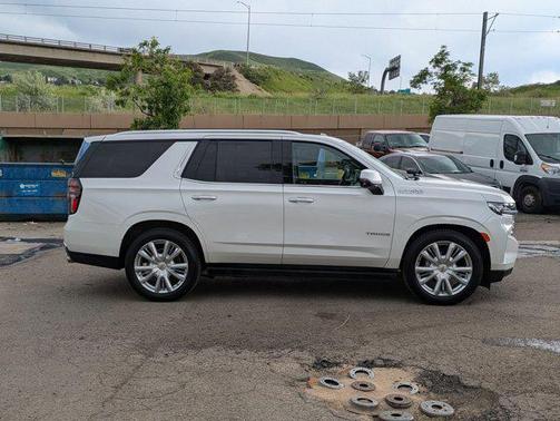2022 Chevrolet Tahoe 4WD High Country