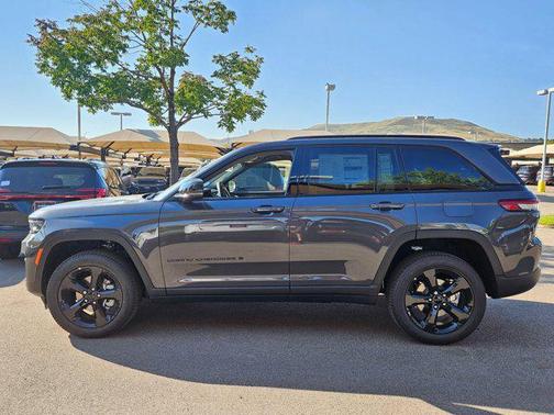 2025 Jeep Grand Cherokee Limited X
