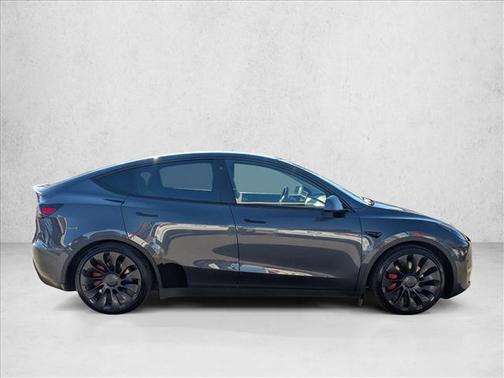 2022 Tesla Model Y Performance Dual Motor All-Wheel Drive
