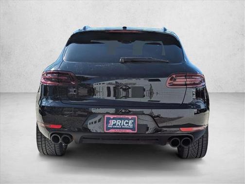 Jet Black Metallic 2017 Porsche Macan Macan GTS